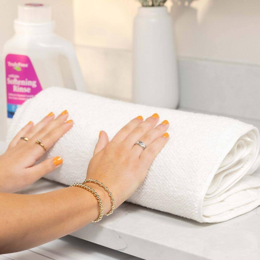 Softening Rinse - Signature Scent