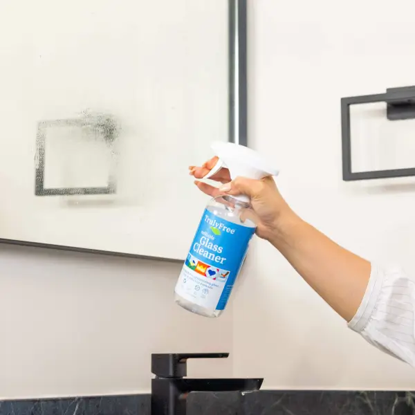 Silversil Industrial Glass / Window Cleaner - Streak Free Mirror And Tile Cleaner